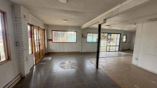 gran-terreno-comercial-con-290-m2-contruidos-ce-7