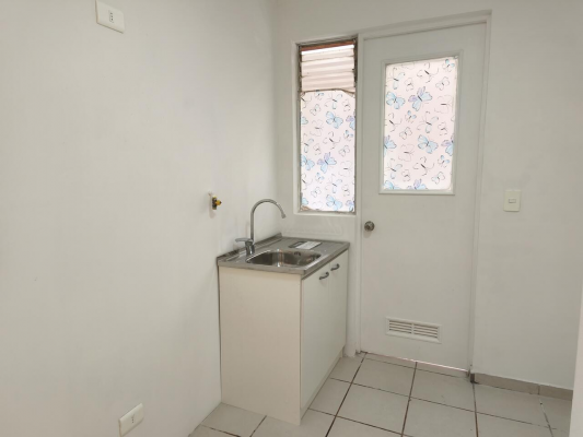 venta-casa-3hab-1ba-remodelada-6