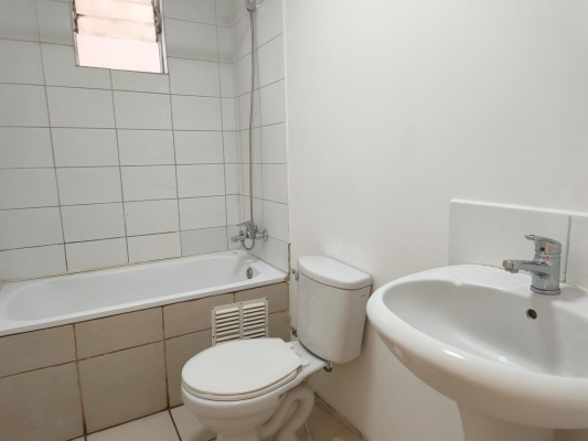 venta-casa-3hab-1ba-remodelada-7