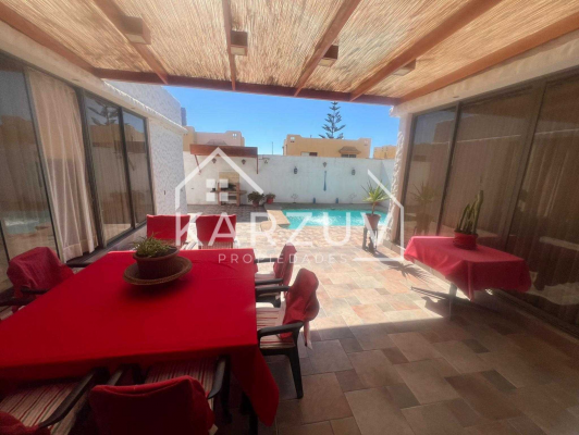 amplia-casa-con-jardin-en-zona-tranquila-(173795)-4