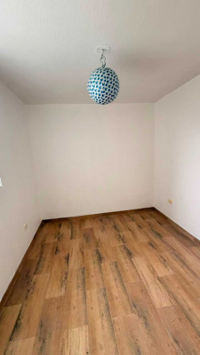 {