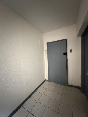 103114896-8