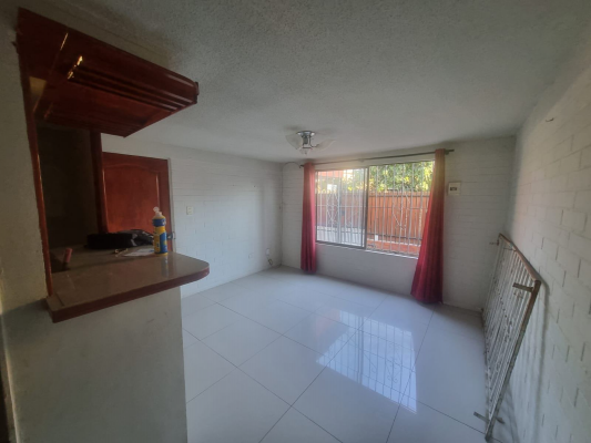 casa-en-venta-c/-estacionamiento-en-centro-de-c-4