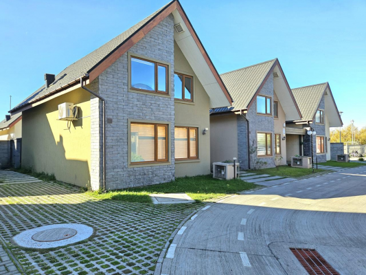 casa-en-venta-4d3b-seminueva-modelo-e2---brisa--8