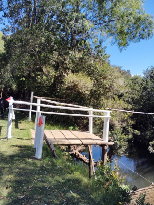 128508-9