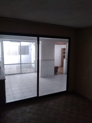 casa-solida-en-venta-en-conchali-4