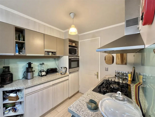 venta-casa-huechuraba-los-fresnos-5d-5b-2-tall-3
