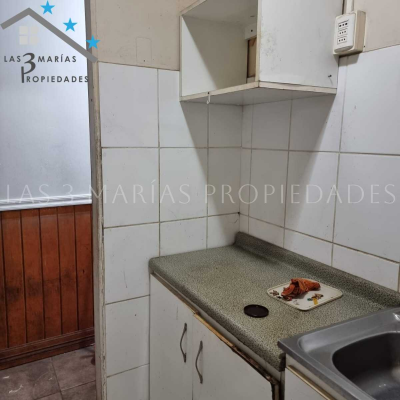 amplia-casa-211m²-construidos-a-pasos-de-colon-8