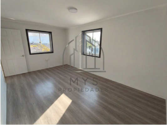 venta-casa-remodelada-4d,-2-12b,-2est,-quincho-8