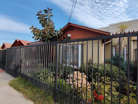 se-vende-amplia-casa-en-pasaje-cerrado-3d-2b-1e-8